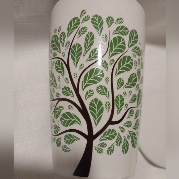 Tea Forte Ceramic Green Tree Design Tea Mug with Lid - Picture 6 of 7